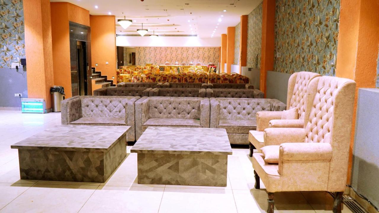 Aa Hotels & Resorts Zirakpur 외부 사진